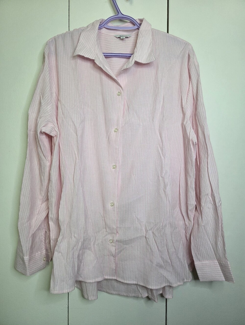 Reitmans Women's XL Beachcore Light Pink Textured Button Up Shirt